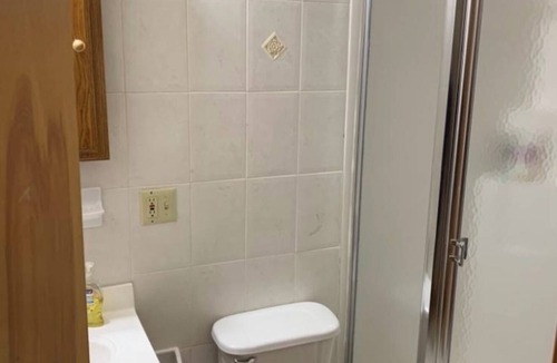 North Ironbound Apartment | Charming apartment in delightful Newark with WiFi and AC