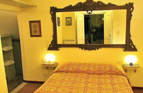 Tocco da Casauria House | Charming COTTAGES (up to 2-4 p) nestled by wide gardens (pool, mountains, beach)