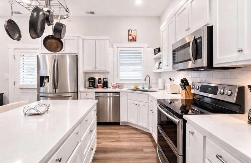 Germantown House | Charming Home in the Highlands W Private Backyard