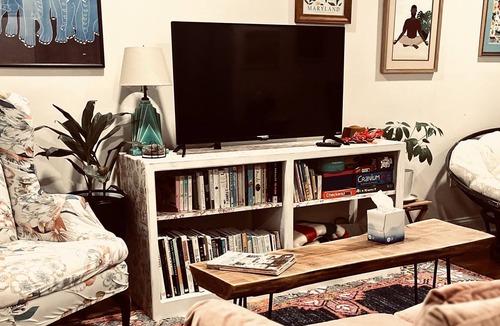Havre De Grace Apartment | Charming newly renovated apartment close to family fun