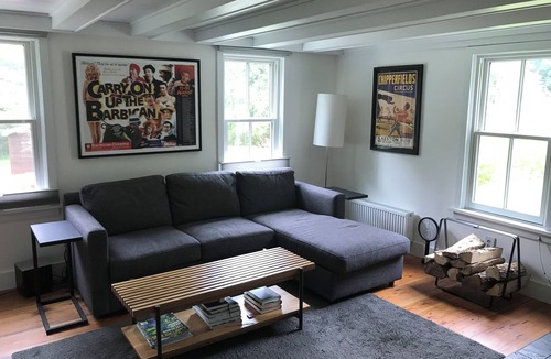 Town of Copake House | Charming recently renovated 19th century farmhouse