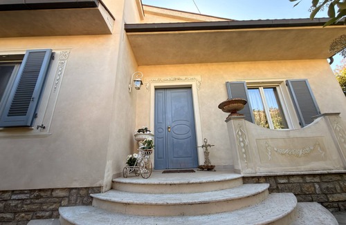 Capannoli Villa | Charming Tuscan Home - Near Pisa, Volterra & Wine Tours