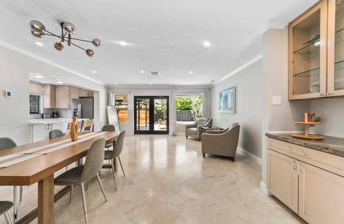 Wilton Manors Villa | Charming Villa Getaway with Pool in Wilton Manors