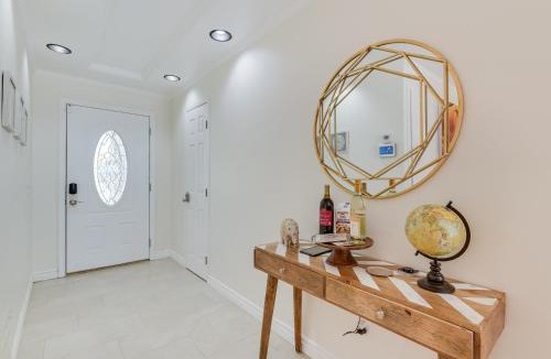 Bermuda Dunes House | Cheerful villa with Pool, Spa, & Private Pickleball Court!