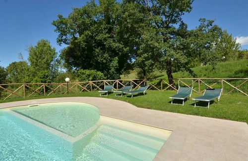 Roccalbegna Apartment | Ciliegia, Poderone, Roccalbegna, Grosseto and Maremma