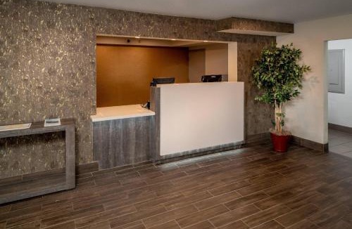Beckley Hotel | Clarion Pointe Beckley