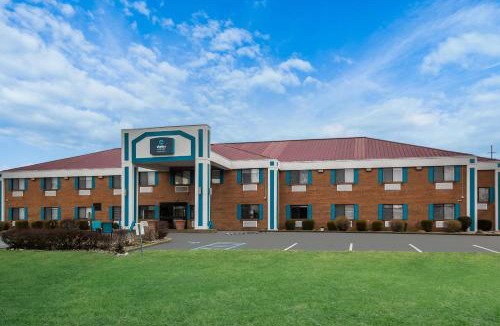 Harrodsburg Hotel | Clarion Pointe Harrodsburg-Danville