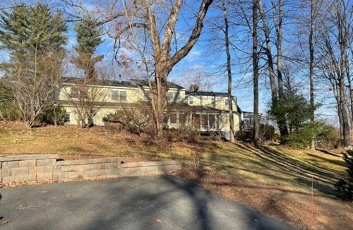 Bloomfield House | Classic Country Home, in Bloomfield, Connecticut