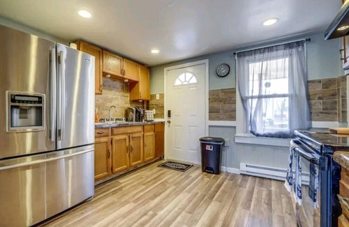 East Hartford House | comfortable home away from home