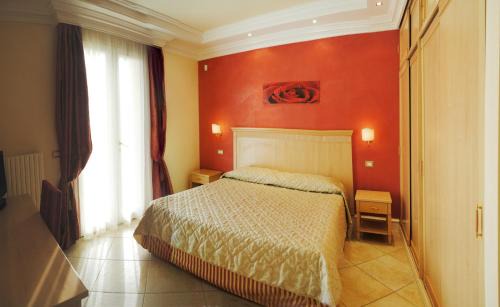 Montelabbate House | Comfortable villa lower level in Montelabbate with private pool