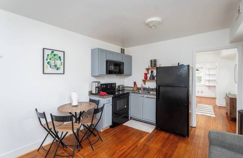 Waynesboro Apartment | Convenient downtown Studio Near SNP, Wineries, Breweries