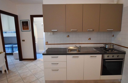 Villa Rosa Apartment | Cosy apartment for 6 people with WIFI, TV, balcony and pets allowed