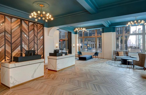 Central Business District Hotel | Courtyard by Marriott Cincinnati Downtown