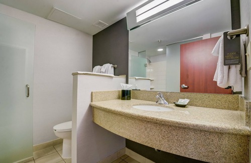 West Chester Hotel | Courtyard by Marriott Cincinnati North at Union Centre