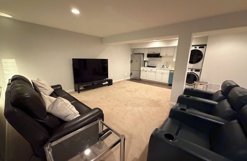Gainesville House | Cozy 2-bedroom basement in charming Gainesville
