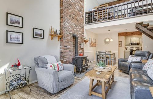 Bartlett House | Cozy Bartlett Condo: 1 Mi to Attitash Ski Resort!
