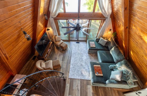 Decatur House | Cozy lakefront Aframe w hot tub & dock