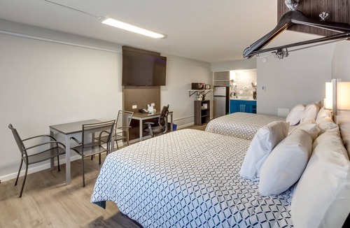 Henderson Apartment | Cozy Studio at Envi Boutique Hotel ~ 3 Mi to Dtwn!
