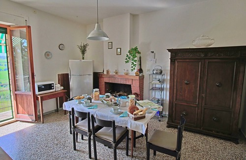 San Girolamo Villa | Detached Holiday Home in Gualdo