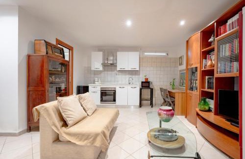 Municipio 3 Apartment | Dj Center Class