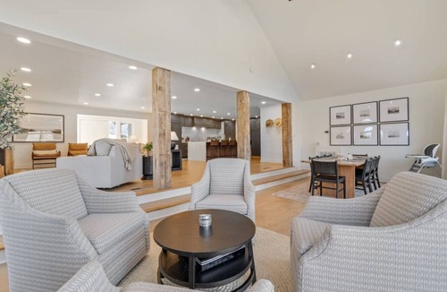Estill Springs House | Dockside Bliss w/Beautiful Views, Rare Flat Lot, Kayaks, Fire Pit