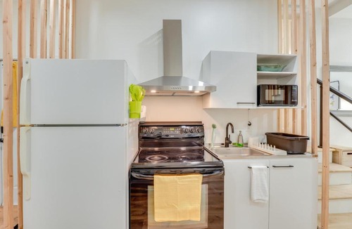 Fishkill Apartment | Dog-Friendly Fishkill Tiny House in Wine Country