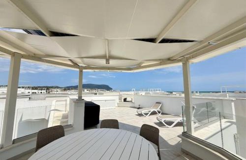 Marcelli Apartment | Doride Panoramic & Pool, a 50m dal mare