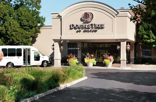 Alsip Hotel | DoubleTree by Hilton Chicago/Alsip