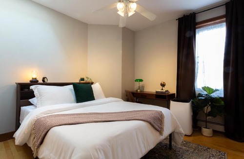 Downtown Apartment | Downtown New Haven, Spacious Stay by Yale - AO Destinations