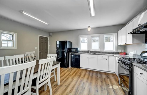 Near Eastside House | Eastside Retreat in Modern Indy Home