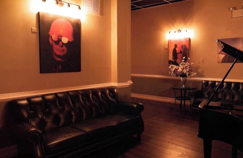 Bethlehem Apartment | Elegant King Suite in Bethlehem on Historic Main Street with full Kitchen