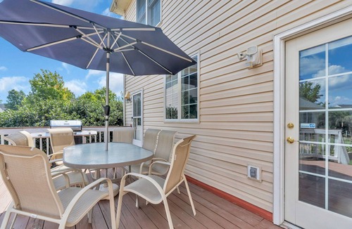 Ashburn House | Elegant & Luxurious 6BD+Office loaded and More