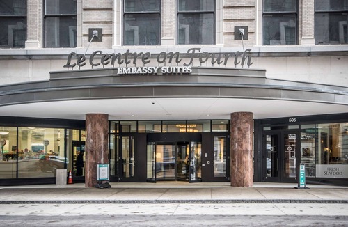 Downtown Louisville Hotel | Embassy Suites Louisville Downtown