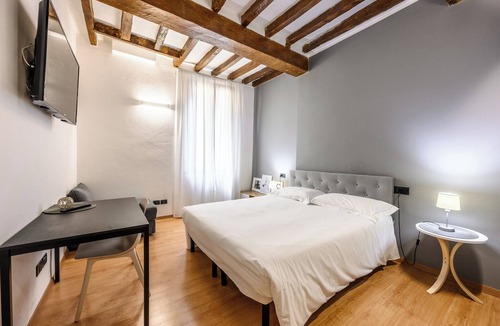 Old Town Apartment | Emilia Studios 3