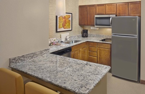 Avon Apartment | Ensuring a Very Comfortable & Memorable Stay! 3 Cozy Units, Free Breakfast!