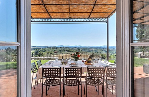 Certaldo Villa | Entire panoramic villa with private pool in the heart of Tuscany! + Wedding