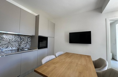 Bomerano Apartment | Entire Residence with 3 Apartments, Mountain View, Wi-Fi and Air Conditioning