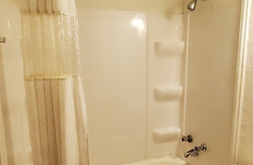 Indianapolis Hotel | FairBridge Inn Express Indianapolis South