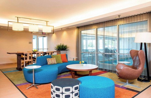 Bloomington Hotel | Fairfield Inn & Suites by Marriott Bloomington