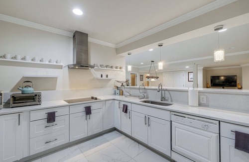 Fairland Apartment | Family-Friendly Home w/Foosball in Silver Spring!
