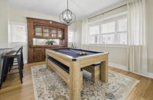 Mapleton/Fall Creek House | Family Spacious 5BR Retreat w Game Filled Basement Suite