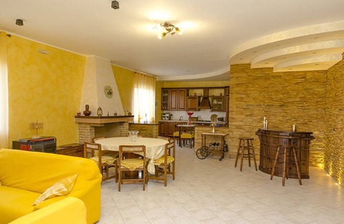 Petacciato Villa | Fantastic Villa with Pool, Wi-Fi, Air Conditioning & Home Theater; Pets Allowed