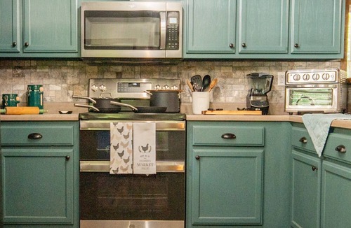 Lakeland House | FarmCharm getaway outside Memphis - Nearby winery