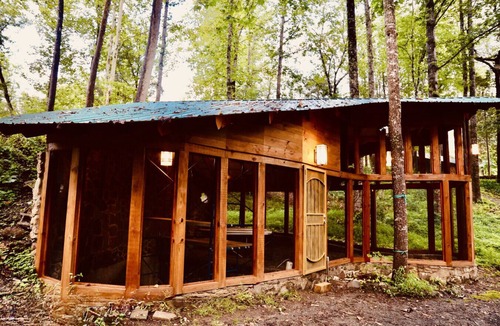 Stanardsville Apartment | Farmview Cottage at White Lotus Eco Spa Retreat