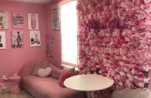 North Philadelphia West House | Major international sporting event Philly Stay - Pink Mini Unit With Pool