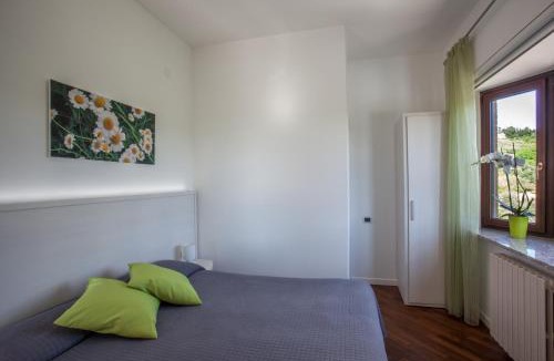 Pietra La Croce House | Fiori del Conero
