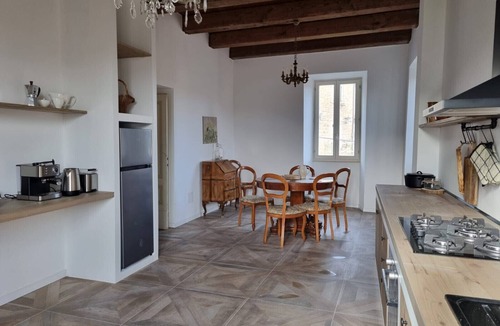 Venarotta House | Fiori e Terra, two independent apartments rented together as a vacation home with a private pool in Le Marche, Italy!
