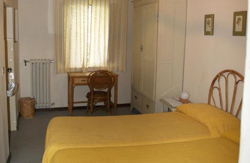Sesto Fiorentino Villa | Florence Villa Sleeps 8