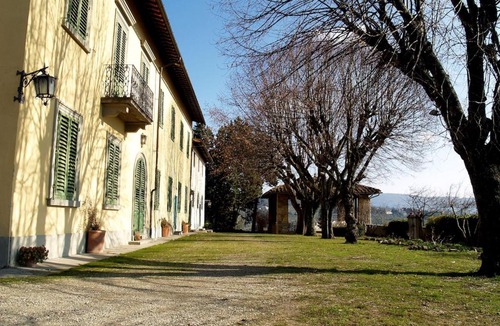 Sesto Fiorentino Villa | Florence Villa Sleeps 8