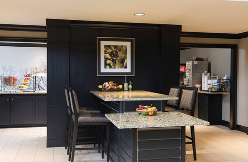 York Center Condo | Fully-Equipped Suite | Gym Access